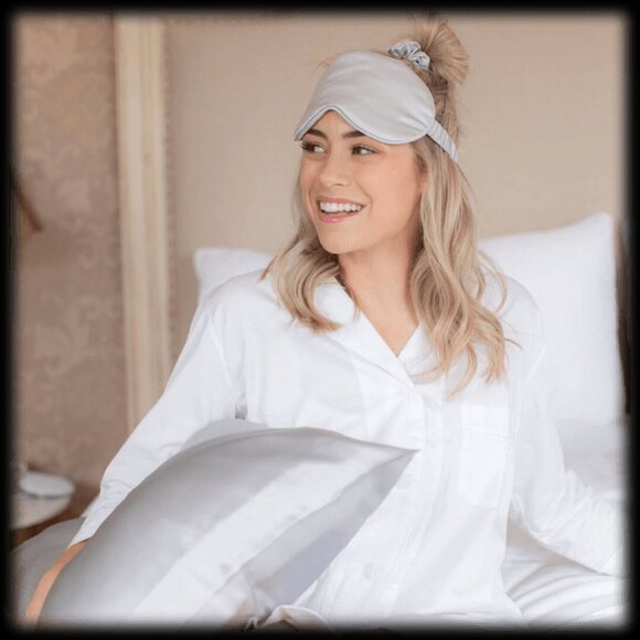 Bella il Fiore Satin Sleep Set Goodnight Gorgeous - Picture 4 of 4